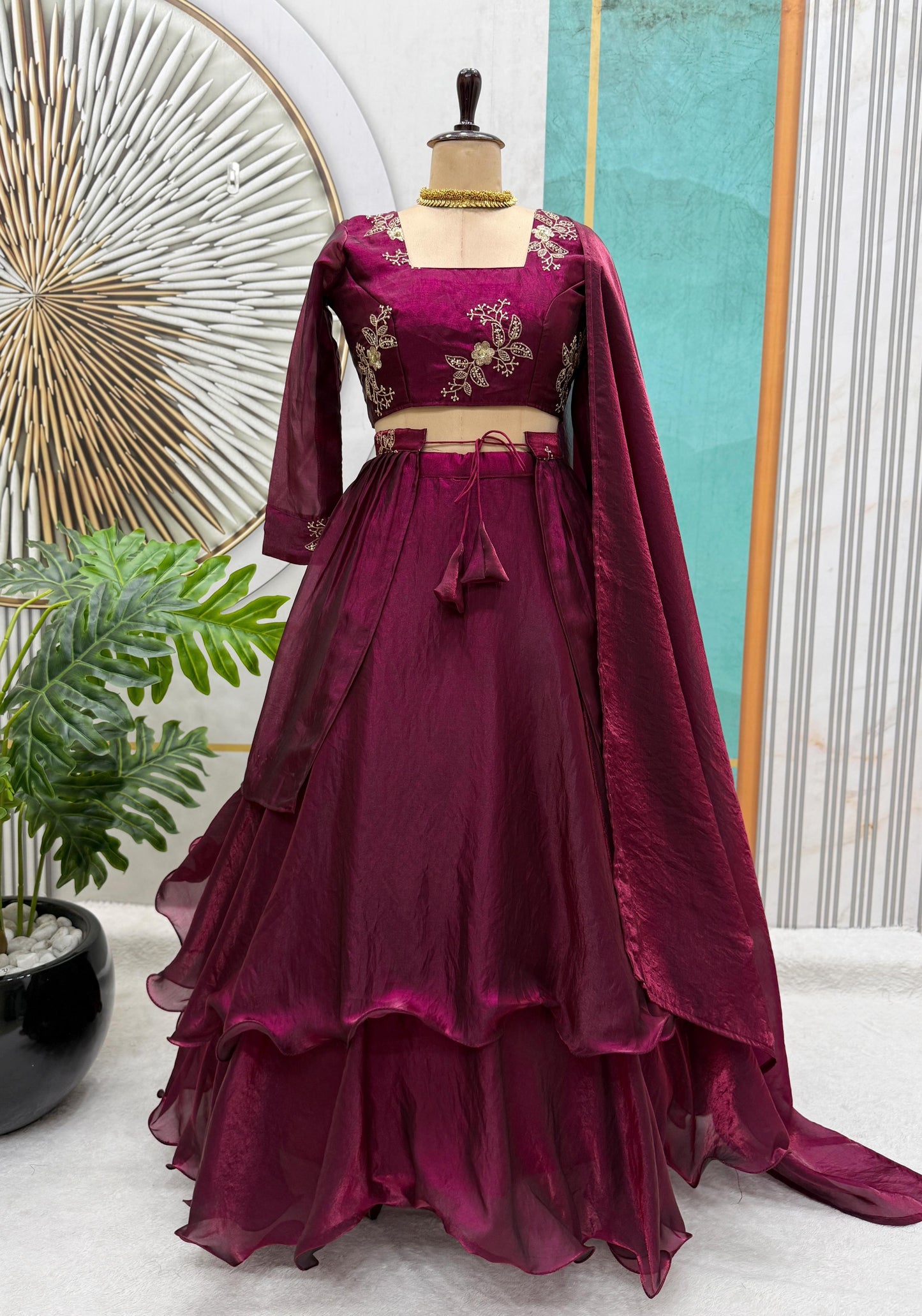 beautiful partywear lehanga set
